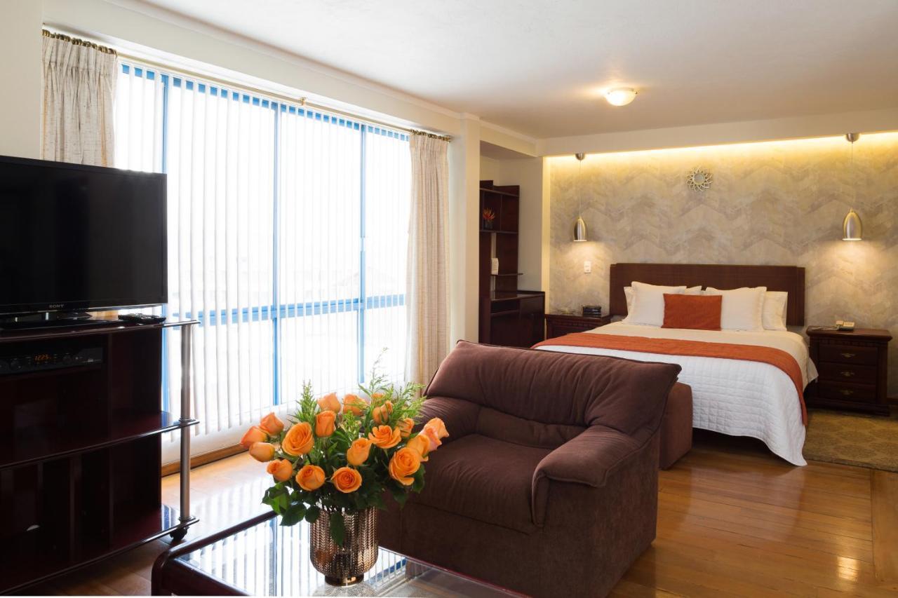 Suites Metropoli กีโต ภายนอก รูปภาพ