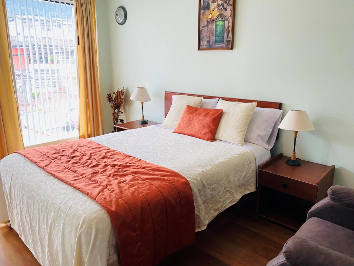Suites Metropoli กีโต ภายนอก รูปภาพ