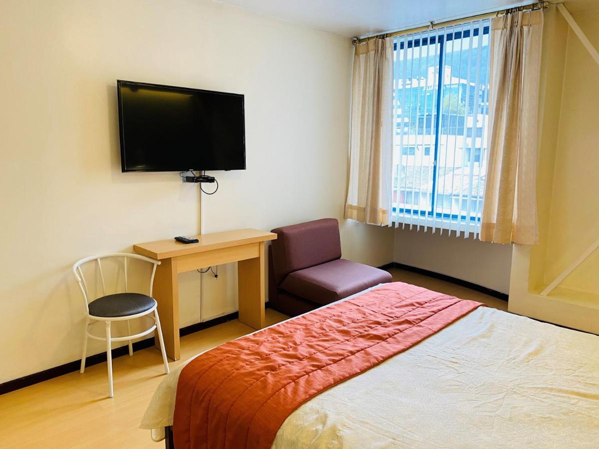 Suites Metropoli กีโต ภายนอก รูปภาพ