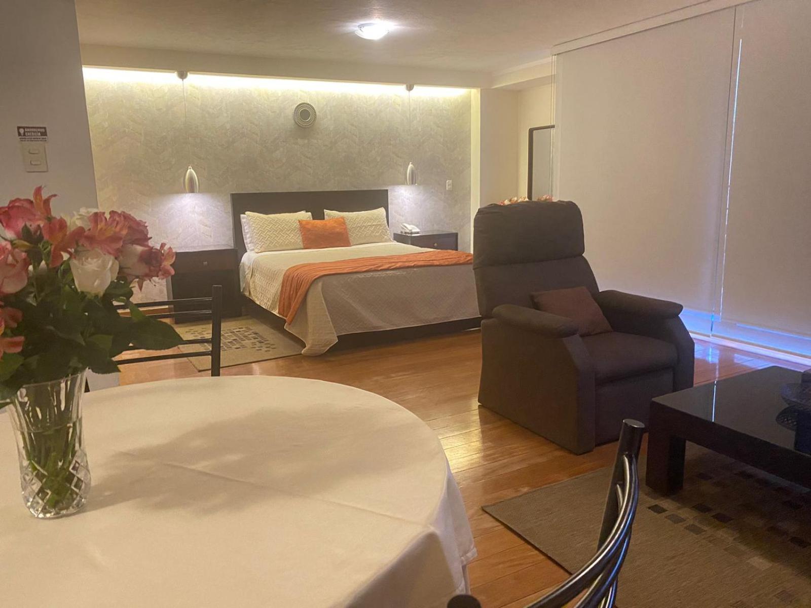 Suites Metropoli กีโต ภายนอก รูปภาพ