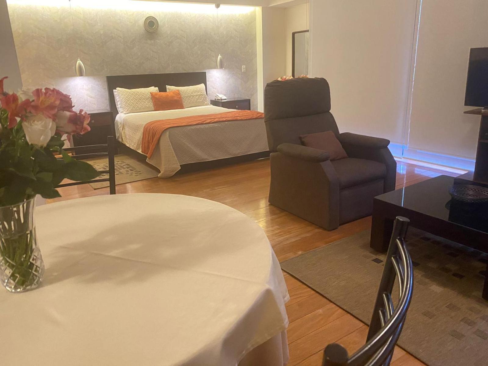 Suites Metropoli กีโต ภายนอก รูปภาพ
