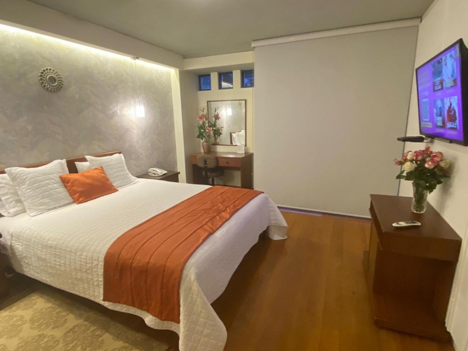 Suites Metropoli กีโต ภายนอก รูปภาพ