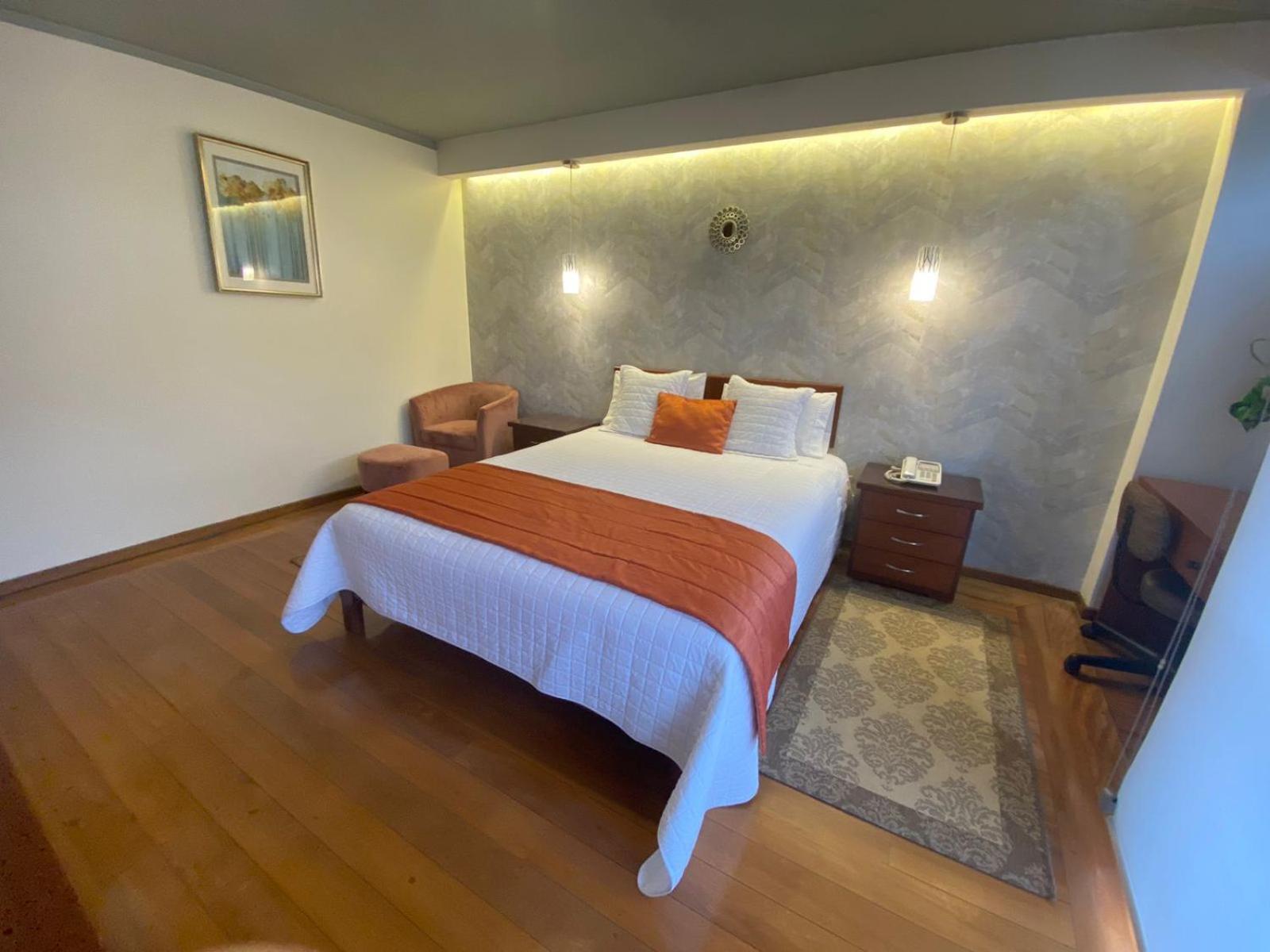 Suites Metropoli กีโต ภายนอก รูปภาพ