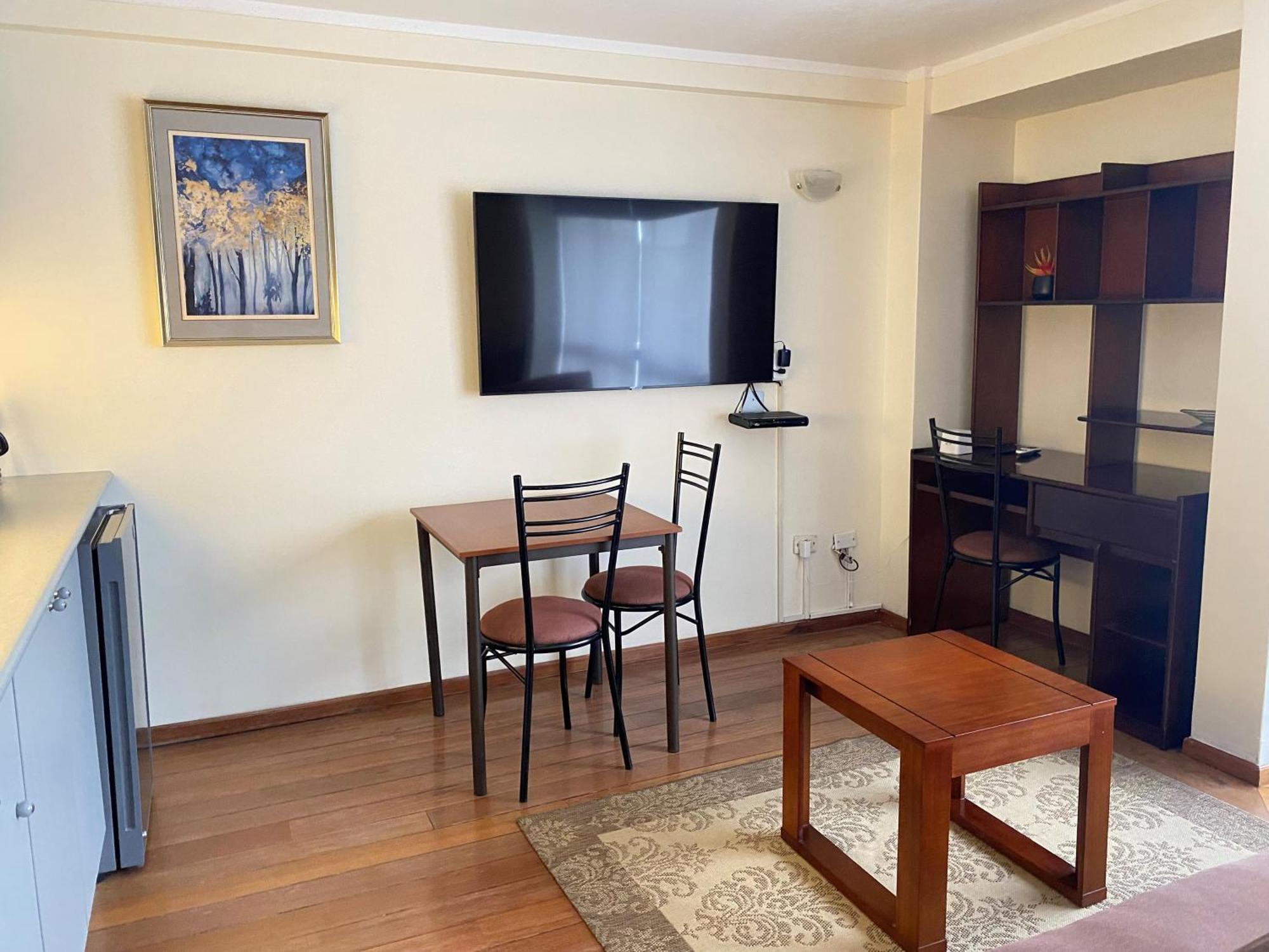 Suites Metropoli กีโต ภายนอก รูปภาพ