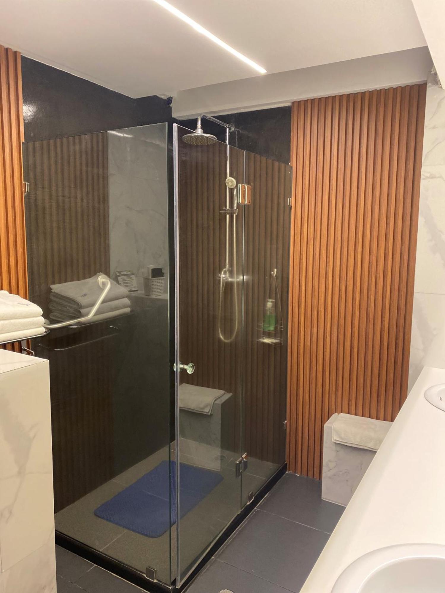 Suites Metropoli กีโต ภายนอก รูปภาพ