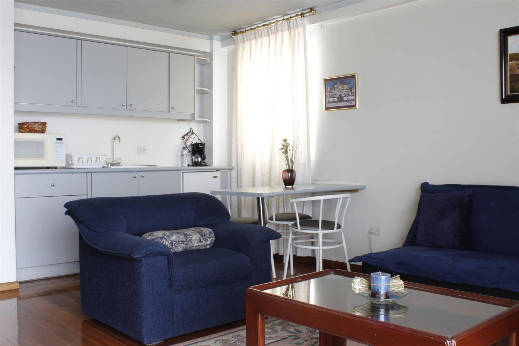 Suites Metropoli กีโต ภายนอก รูปภาพ