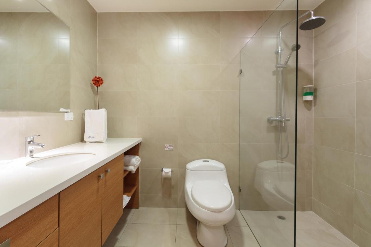 Suites Metropoli กีโต ภายนอก รูปภาพ